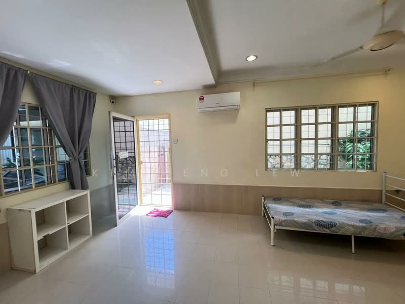 Rumah Banglo untuk Disewa di SS2 (Petaling Jaya) - Kim Meng Lew - Bedroom - PropertyGuru.com.my