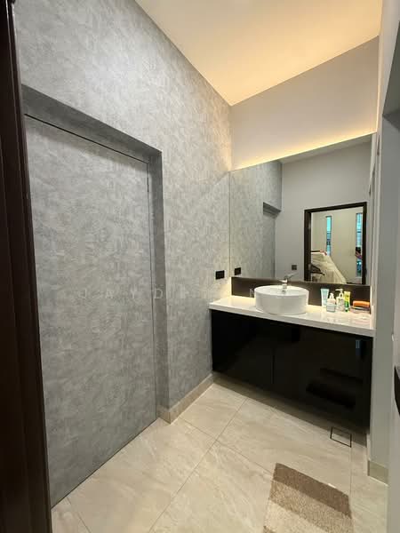 Cluster House for Sale in Taman Nusa Bestari (Iskandar Puteri (Nusajaya)) - Jayden Neo - Bathroom - PropertyGuru.com.my