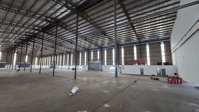 Teluk Gong Port Klang (CF Warehouse 2.38acre / 45ft height / 5 dock leveller loading bay) untuk Untuk Disewa - RM 114,215 /bulan, Apr 2026 - Interior - PropertyGuru.com.my