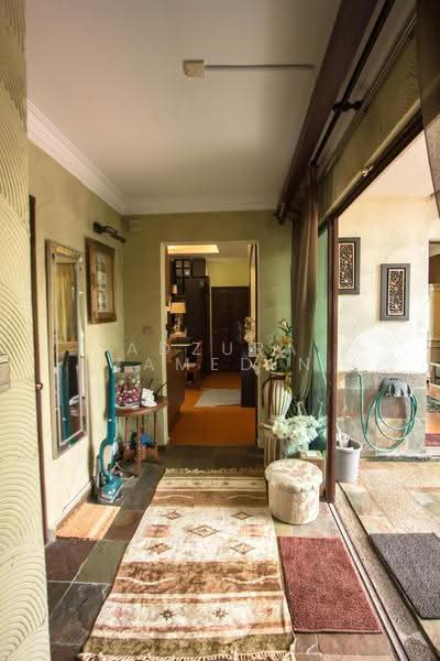 Bungalow House for Sale in Seksyen 4 (Kota Damansara) - Adzura Zamedin - Entrance - PropertyGuru.com.my