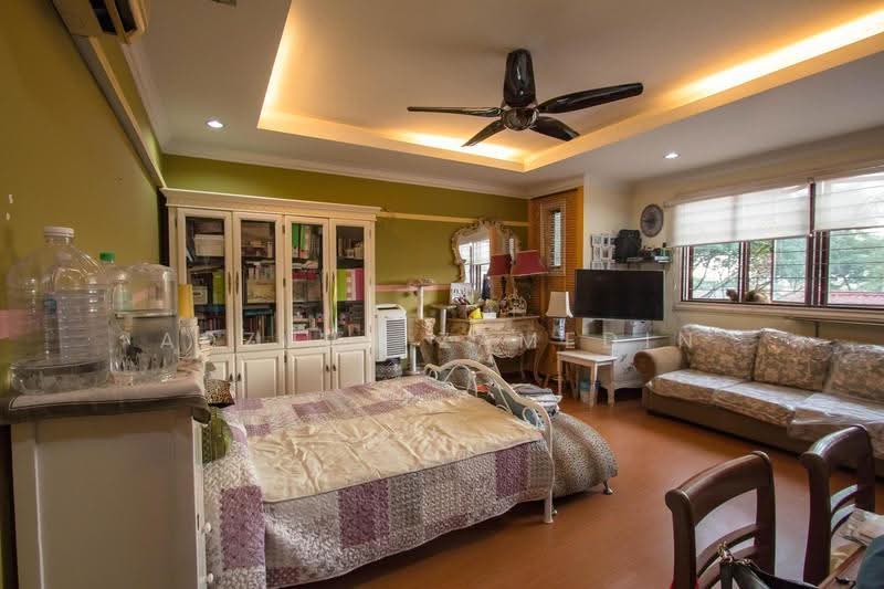 Bungalow House for Sale in Seksyen 4 (Kota Damansara) - Adzura Zamedin - Bedroom - PropertyGuru.com.my