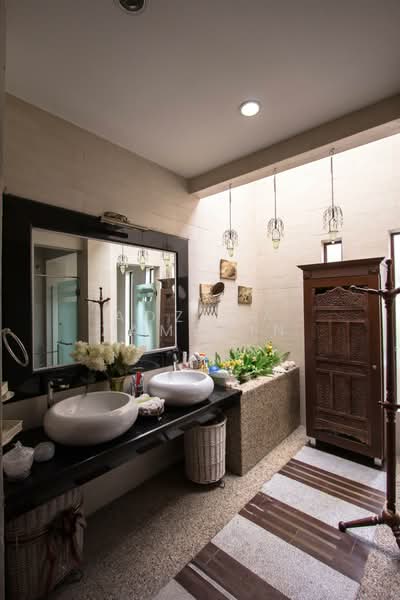 Bungalow House for Sale in Seksyen 4 (Kota Damansara) - Adzura Zamedin - Bathroom - PropertyGuru.com.my