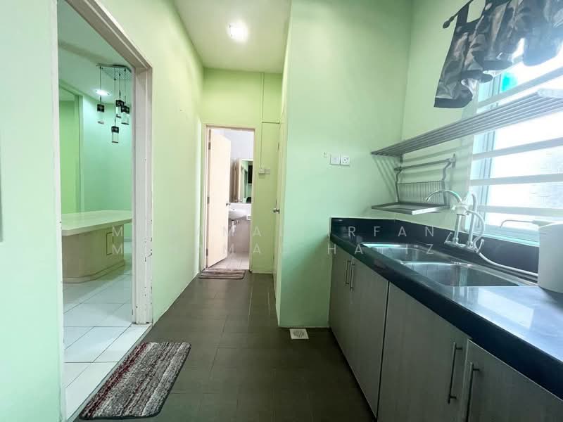 2-storey Terraced House for Rent in Setia Indah (Setia Alam) - Muhamad Irfan Muhamad Hafiz - Kitchen - PropertyGuru.com.my