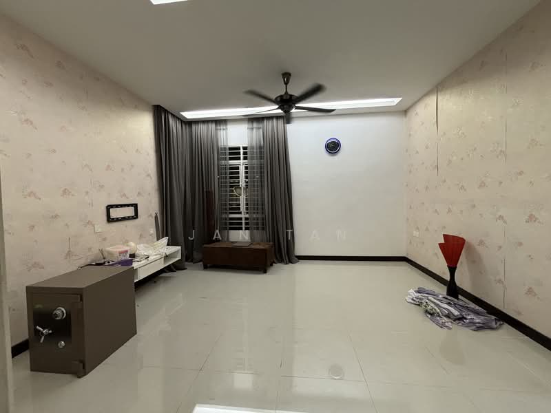Condominium for Sale at BayStar Condominium - Jan Tan - Living Room - PropertyGuru.com.my