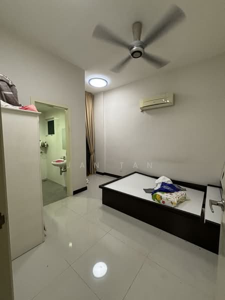 Condominium for Sale at BayStar Condominium - Jan Tan - PropertyGuru.com.my