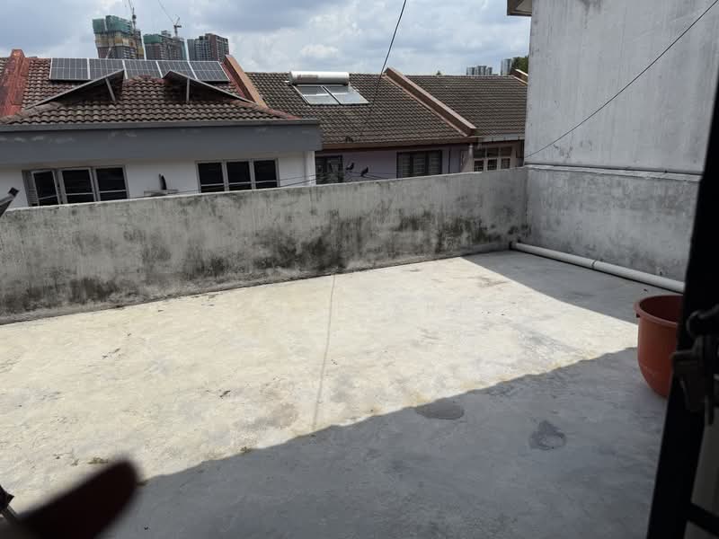 Rumah Teres 2 Tingkat untuk Dijual di Batu 9 (Cheras) - Rachel Krish - Roof - PropertyGuru.com.my