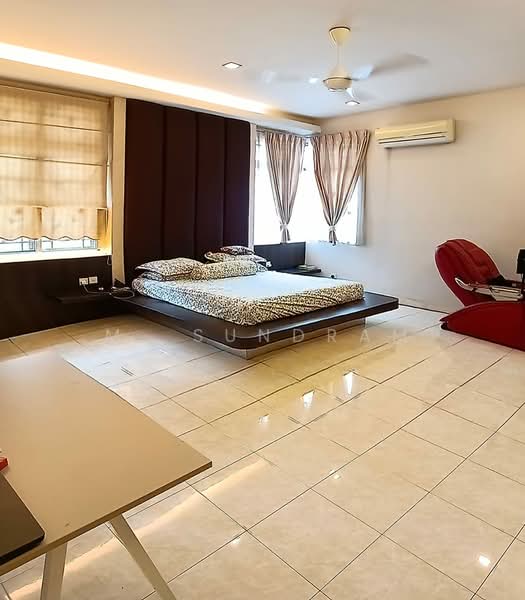 Bandar Bukit Tinggi 2 untuk Untuk Dijual - RM 1,600,000, Apr 2026 - Bedroom - PropertyGuru.com.my
