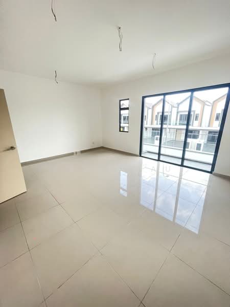 BAE Laman Permata - 2