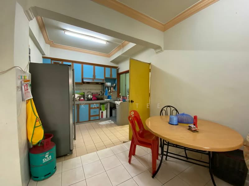 Apartment for Sale at Sri Wangi - Kate Tee - Kitchen - PropertyGuru.com.my