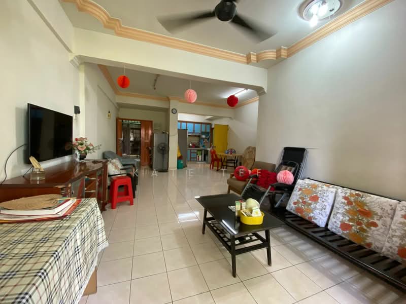 Apartment for Sale at Sri Wangi - Kate Tee - Living Room - PropertyGuru.com.my