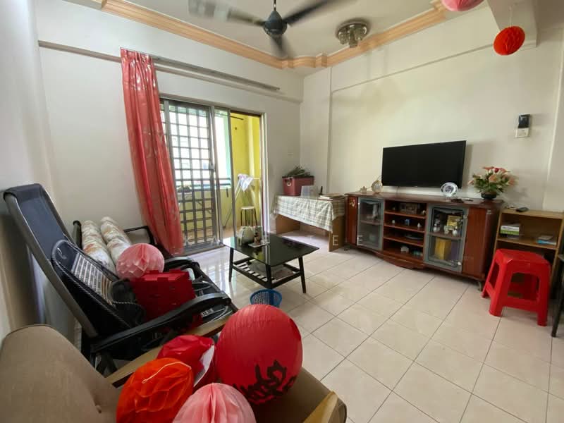 Apartment for Sale at Sri Wangi - Kate Tee - Living Room - PropertyGuru.com.my