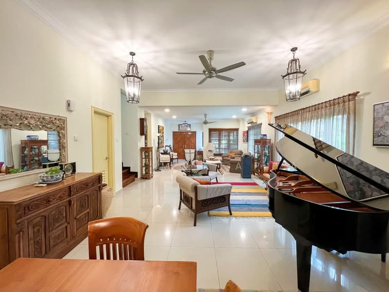 Bungalow for Sale in Ampang Jaya (Ampang) - Arif Mustapha - Living Room - PropertyGuru.com.my