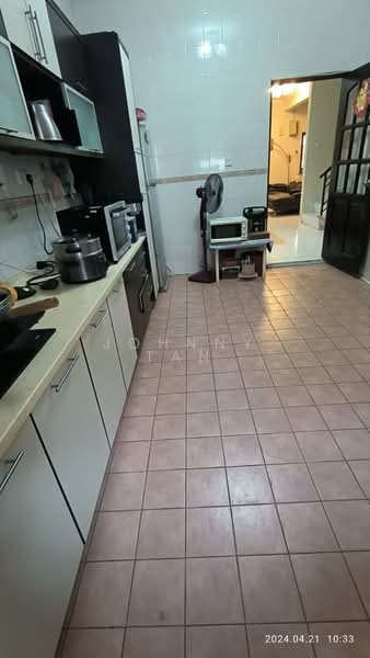 Rumah Teres 2 Tingkat untuk Dijual di Kota Damansara (Selangor) - Johnny Tan - Kitchen - PropertyGuru.com.my