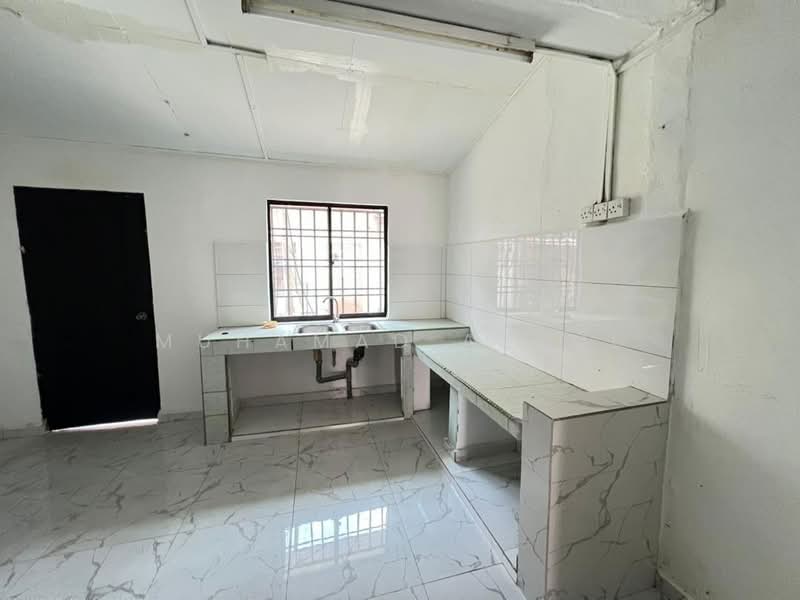 Taman Rekamas 3 untuk Untuk Dijual - RM 258,000, Apr 2026 - Kitchen - PropertyGuru.com.my
