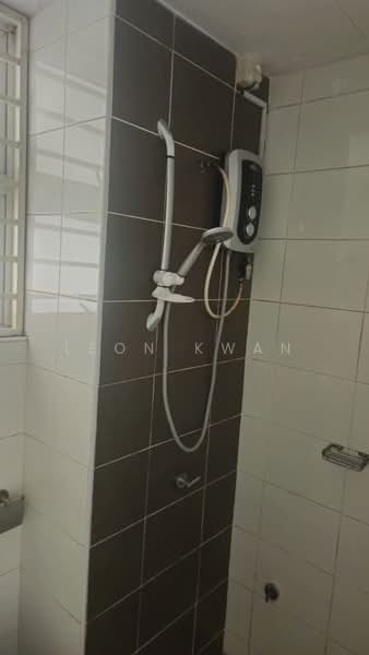 Condominium for Rent at Dwiputra Residences - Leon Kwan - Bathroom - PropertyGuru.com.my