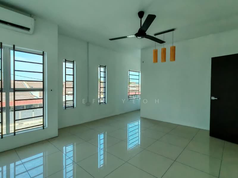 Taman Cemara untuk Untuk Disewa - RM 1,400 /bulan, Apr 2026 - Living Room - PropertyGuru.com.my