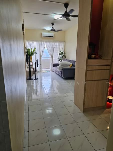 Suria Kipark Damansara untuk Untuk Dijual - RM 349,999, Apr 2026 - Living Room - PropertyGuru.com.my