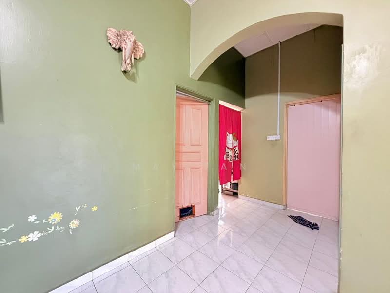 Taman Sri Kluang untuk Untuk Dijual - RM 450,000, Apr 2026 - Interior - PropertyGuru.com.my