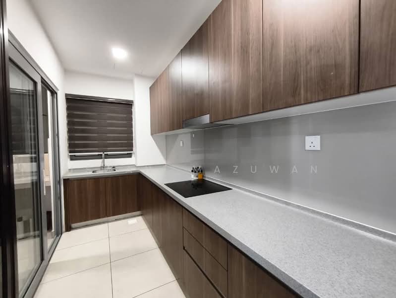 Condominium for Rent at Lakefront Residence - Uswani Mazuwan - Kitchen - PropertyGuru.com.my