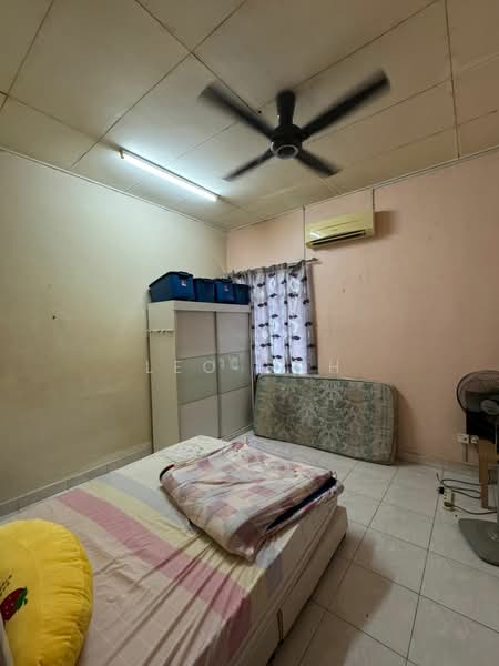 Bungalow for Sale in Taman Sri Pulai (Sikamat) - Leo Goh - Bedroom - PropertyGuru.com.my