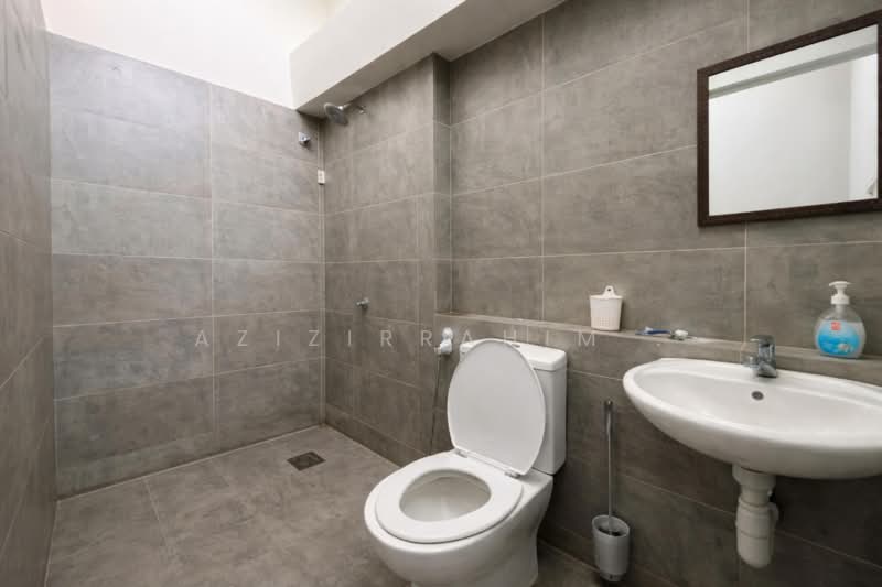 2-storey Terraced House for Sale in Dengkil (Selangor) - Azizirrahim . - Bathroom - PropertyGuru.com.my