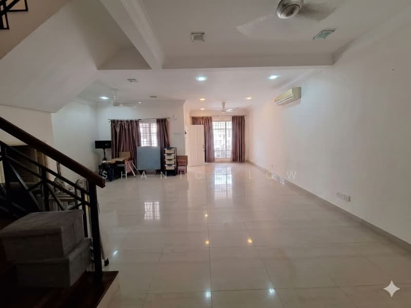 2-storey Terraced House for Sale in Bandar Puteri Puchong (Puchong) - Shanice Low - Living Room - PropertyGuru.com.my