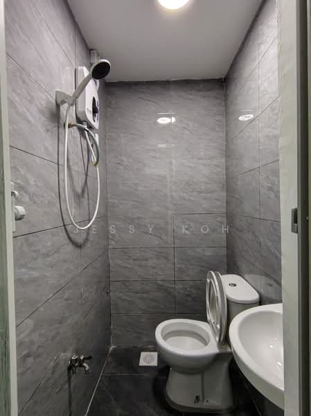 Rumah Teres 2 Tingkat untuk Disewa di Johor Bahru (Johor) - Jessy Koh - Bathroom - PropertyGuru.com.my