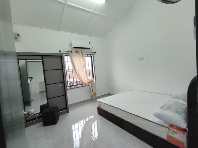 Rumah Teres 2 Tingkat untuk Disewa di Johor Bahru (Johor) - Jessy Koh - Bedroom - PropertyGuru.com.my