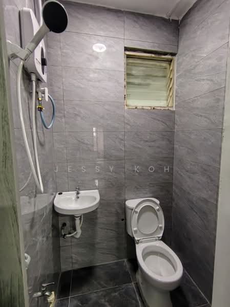 Rumah Teres 2 Tingkat untuk Disewa di Johor Bahru (Johor) - Jessy Koh - Bathroom - PropertyGuru.com.my