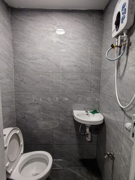 Rumah Teres 2 Tingkat untuk Disewa di Johor Bahru (Johor) - Jessy Koh - Bathroom - PropertyGuru.com.my