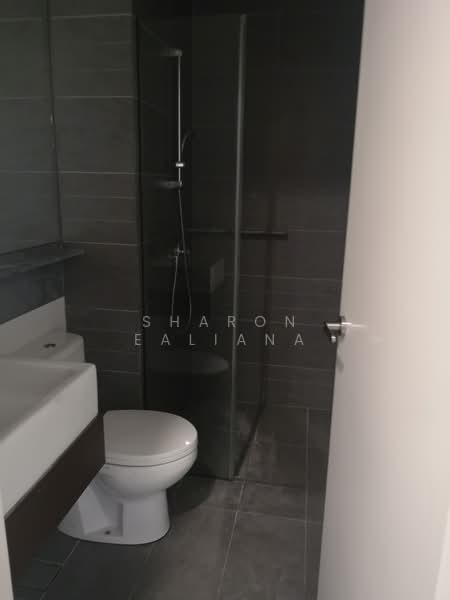 Kondominium untuk Dijual di Verdana @ North Kiara - Sharon Ealiana - Bathroom - PropertyGuru.com.my