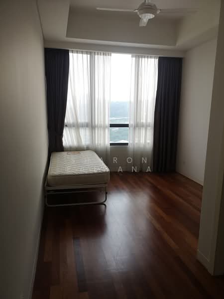 Kondominium untuk Dijual di Verdana @ North Kiara - Sharon Ealiana - Bedroom - PropertyGuru.com.my