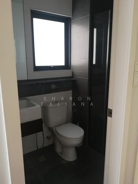 Kondominium untuk Dijual di Verdana @ North Kiara - Sharon Ealiana - Bathroom - PropertyGuru.com.my