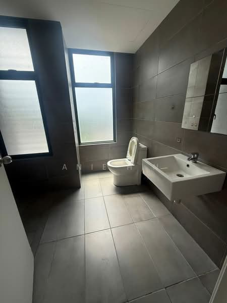 Condominium for Rent at Riana South - ANie Hin - Bathroom - PropertyGuru.com.my