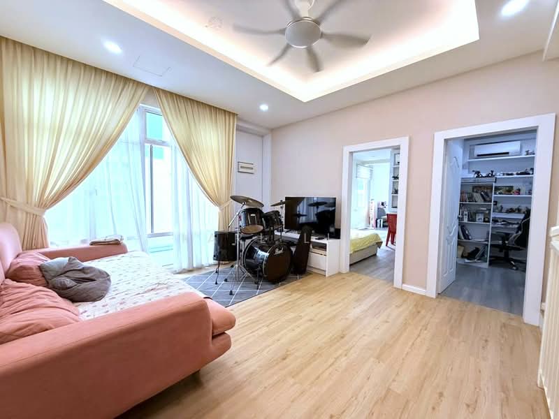 Cluster House for Sale in Nusa Sentral (Iskandar Puteri (Nusajaya)) - Karl Lim - Living Room - PropertyGuru.com.my