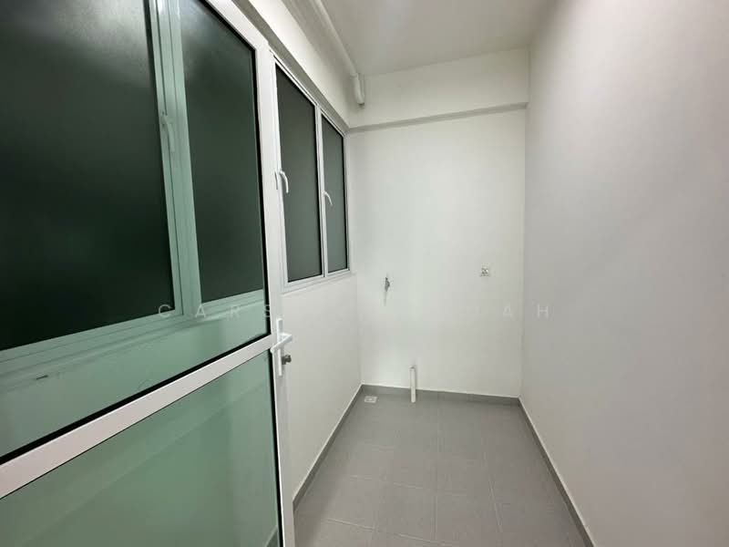 Kondominium untuk Disewa di Ideal Residency - Carson Chuah - Balcony - PropertyGuru.com.my