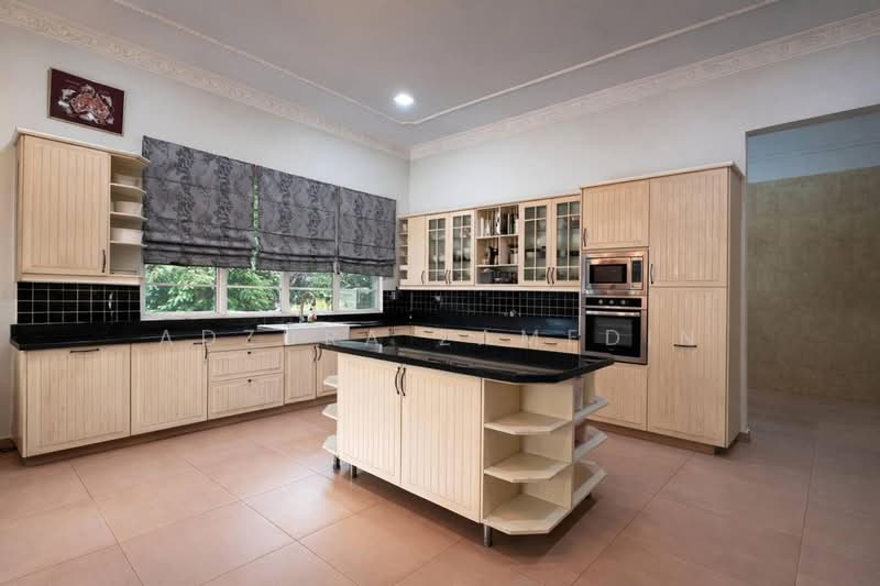 Bungalow for Sale in Country Heights (Kajang) - Adzura Zamedin - PropertyGuru.com.my