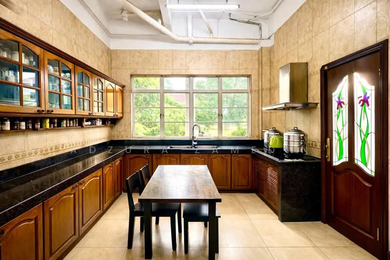 Bungalow for Sale in Country Heights (Kajang) - Adzura Zamedin - PropertyGuru.com.my