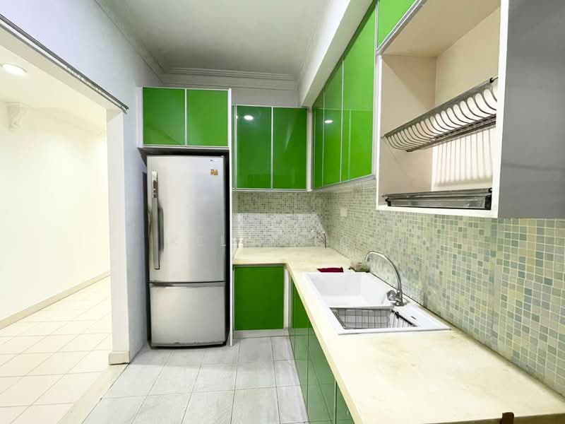 Condominium for Rent at Sri Putramas - Kelly Kok - Kitchen - PropertyGuru.com.my
