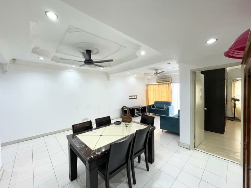 Condominium for Rent at Sri Putramas - Kelly Kok - Living Room - PropertyGuru.com.my