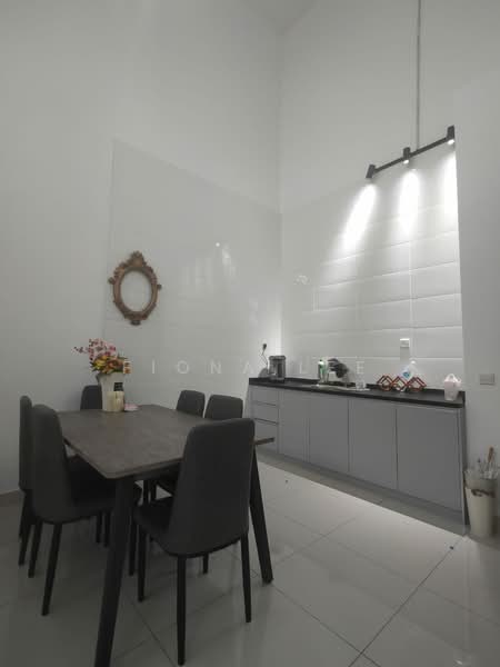 Condominium for Rent at The Parque Residences - Fiona Lee - Dining Room - PropertyGuru.com.my