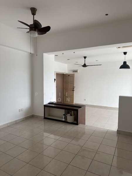 Condominium for Rent at Kelana Mahkota - Patience Fong - Living Room - PropertyGuru.com.my