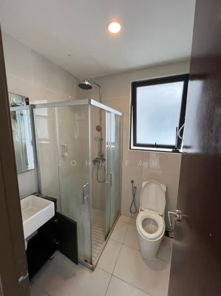 Condominium for Rent at Amberside @ Country Garden Danga Bay - John Fan - Bathroom - PropertyGuru.com.my