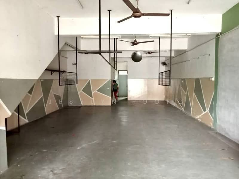 Jalan Perdana 3, Taman Sri Pulai Perdana, 2 Storey Shop Lot - 4