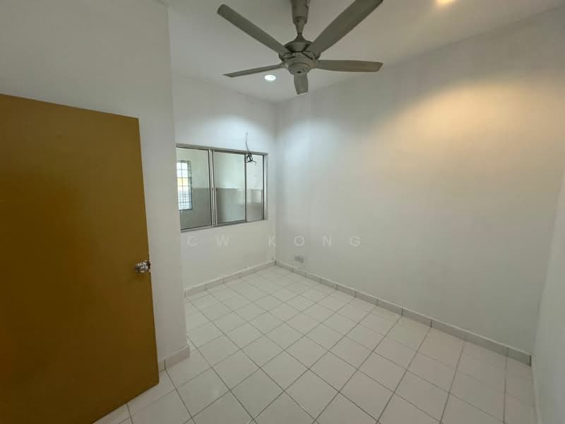 Townhouse for Sale in Desa Coalfields (Ijok) - CW Kong - Interior - PropertyGuru.com.my