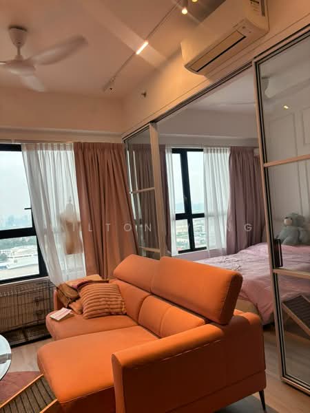 Servis Apartment untuk Disewa di SouthPlace Residences @ Tropicana Metropark - Wilton Wong - Living Room - PropertyGuru.com.my