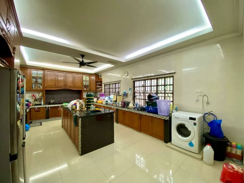 Taman Taming Maju untuk Untuk Dijual - RM 1,100,000, Apr 2026 - Kitchen - PropertyGuru.com.my