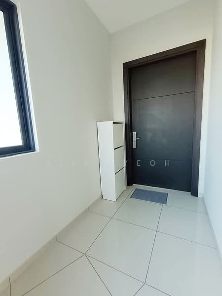 Condominium for Sale at Waterside Residence - Allen Yeoh - Entrance - PropertyGuru.com.my