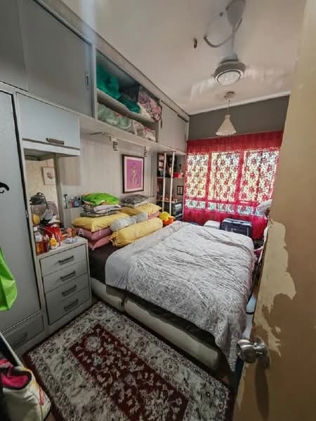 Kondominium untuk Dijual di Perdana View - Fatin Azemi - Bedroom - PropertyGuru.com.my