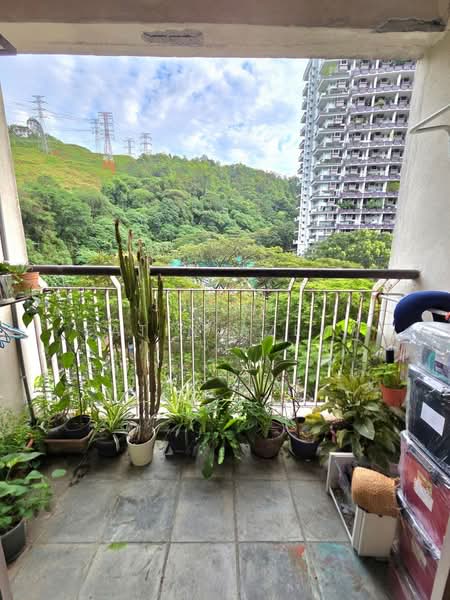 Kondominium untuk Dijual di Perdana View - Fatin Azemi - Balcony - PropertyGuru.com.my